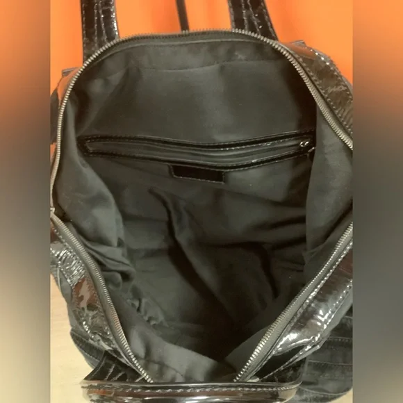 Givenchy Medium Nightingale Fur and Patent Bag - Picture 6 of 16